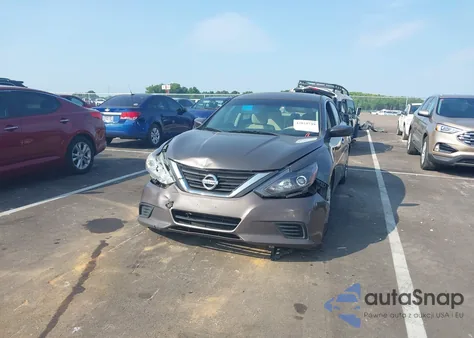 2016 Nissan Altima 2.5/2.5 S/2.5 Sl/2.5 Sr/2.5 Sv из США, поврежденный, VIN 1N4AL3AP1GN368117